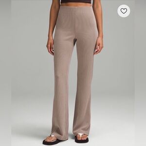 Lululemon Ribbed Softstreme Flared Pant Regular Length Taupetastic Size 8